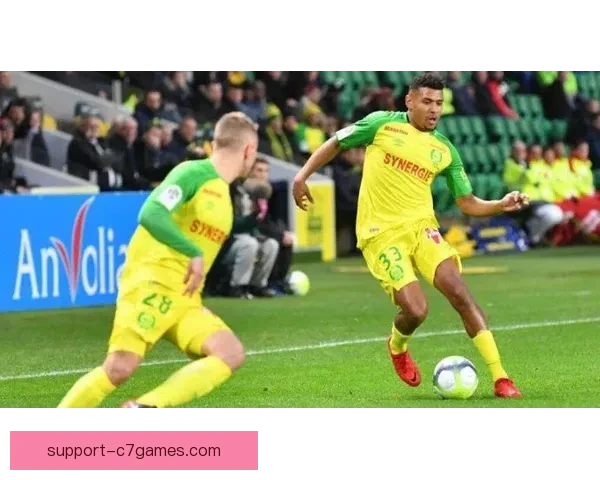 昂热俱乐部新赛季引援布局与保级前景深度解析法甲征程战略调整观察 昂热俱乐部新赛季引援布局与保级前景深度解析法甲征程战略调整观察