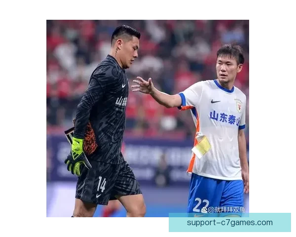 豪门对决再掀高潮国脚闪耀赛场引爆转会风云球迷热议冠军走势前景