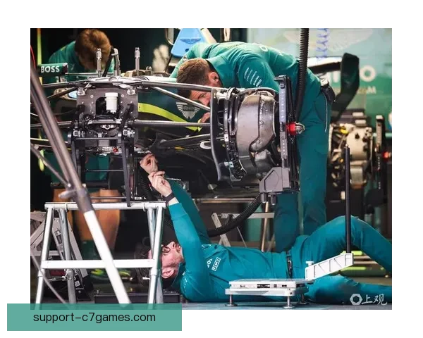 F1新赛季开幕在即 各队阵容调整激烈 赛季前测试引关注