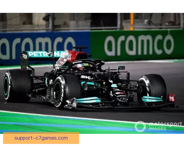 F1赛季最新动态 各大车队技术革新引发激烈竞争