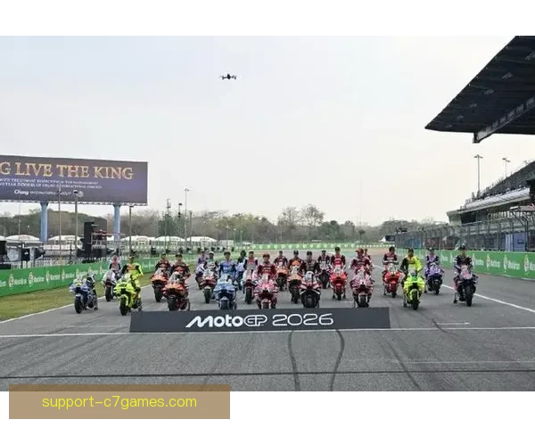 MotoGP赛场激战再起车手争锋新赛季格局生变引发全球车迷热议