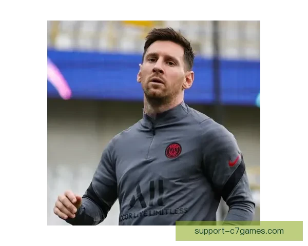 梅西再创辉煌助巴黎逆转取胜，欧冠赛场激情四溢